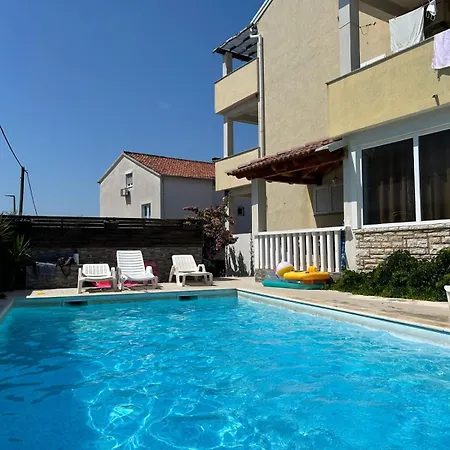 Jelena 1 * Biograd Na Moru