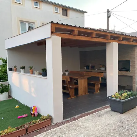 Jelena 1 Apartamento *