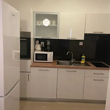 Apartamento Jelena 1 *